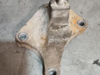 кронштейн КПП Ford Fiesta 5 поколение 2005, 1.2 л., бензин, 2S617M125AC