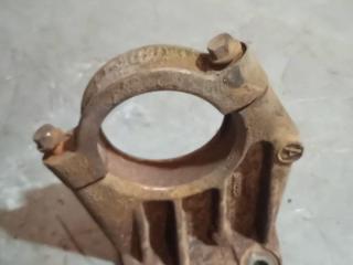 кронштейн полуоси Volvo S80 1 поколение (1998 - 2003), 2.9 л., бензин