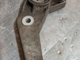 кронштейн двигателя Opel Corsa C [рестайлинг] 2005, 1.4 л., бензин, 9227883