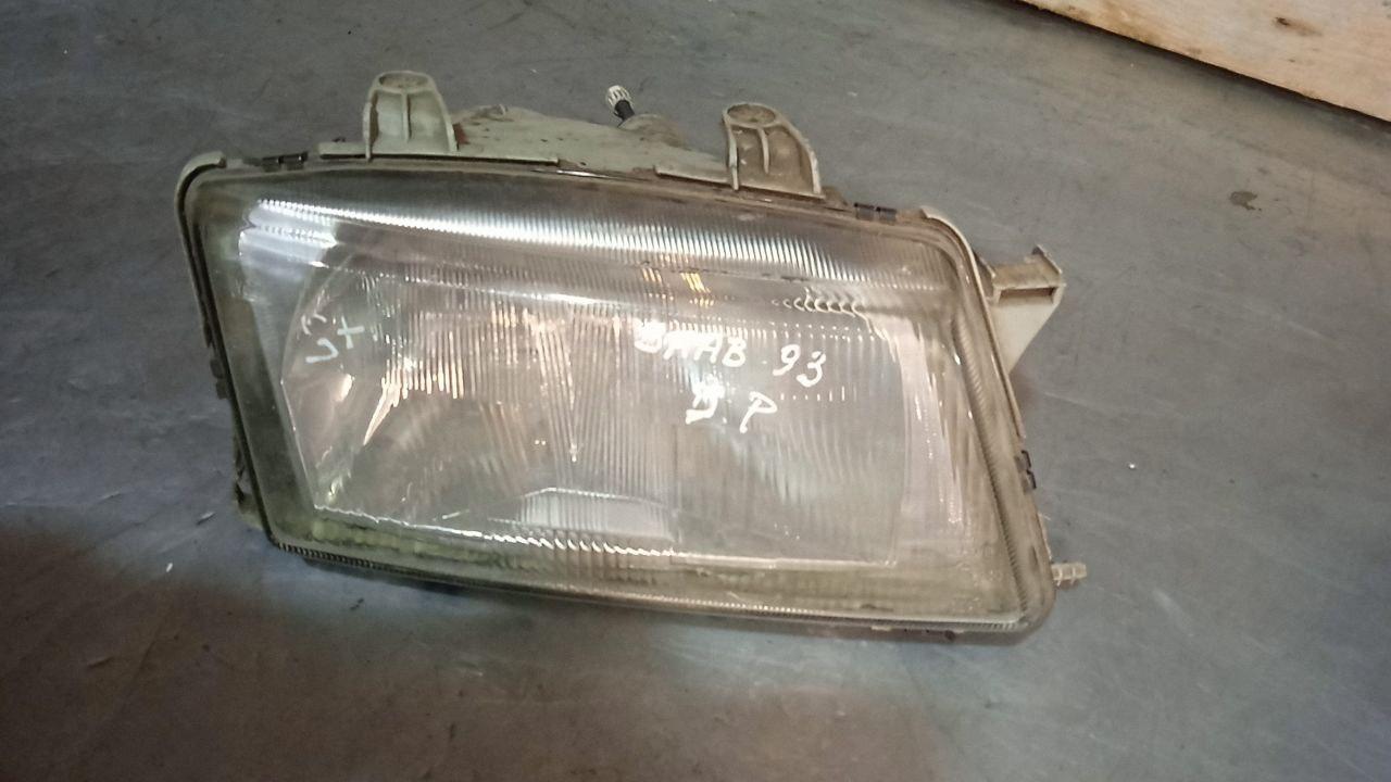 фара правая Saab 2001 - фото №1