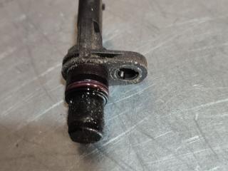 датчик распредвала Volkswagen Passat B8 (2014 - 2020), 2.0 л., дизель, 04L907601