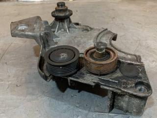 кронштейн (крепление) Audi A6 Allroad Quattro C5 (2000 - 2006), 2.5 л., дизель, АКПП, 059121313F