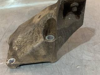 кронштейн двигателя Audi A6 4B/C5 (1997 - 2001), 2.7 л., бензин, 8D0199307K