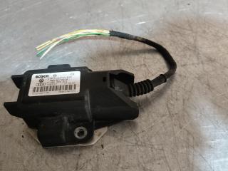 датчик ускорения Volkswagen Passat B5 (1996 - 2001), 2.4 л., бензин, 4B0907637A, 265005213