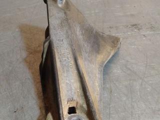 кронштейн двигателя Volvo V70 1 поколение (1997 - 2000), 2.5 л., дизель, МКПП, 1397889