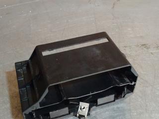 кронштейн блока управления Volkswagen Touareg 1 поколение (2002 - 2007), 7L0927131D