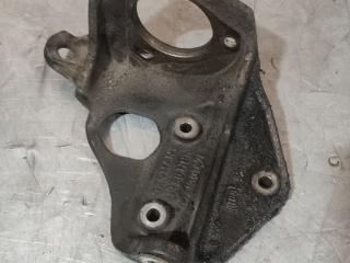 кронштейн ТНВД Volvo V70 2 поколение (2000 - 2005), 2.5 л., дизель, 074130147C