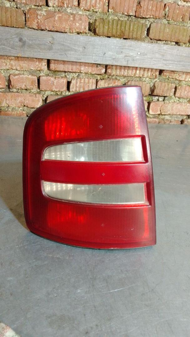 фонарь задний левый Skoda Fabia 1 поколение (6Y) (1999 - 2004), универсал, 6Y9945095B - фото №1