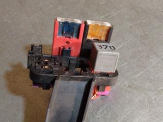 блок предохранителей Volkswagen Passat B5 (1996 - 2001), 4B1937503