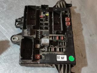 блок предохранителей Opel Insignia 1 поколение (A) (2008 - 2014), 13277322