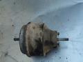 подушка крепления двигателя Volkswagen Passat B5 (1996 - 2001), 1.6 л., бензин, 8D0199379S - фото №3