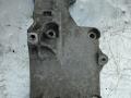 кронштейн генератора Volkswagen Caddy 3 поколение (2004 - 2010), 2.0 л., дизель, МКПП, 03G903143A - фото №2