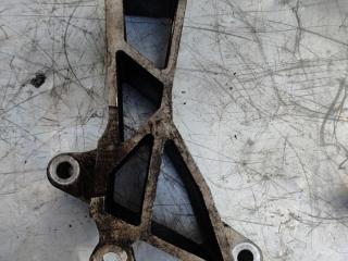 кронштейн КПП Volvo S60 1 поколение (2000 - 2004), 2.4 л., дизель, АКПП