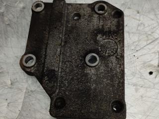 кронштейн компрессора кондиционера Hyundai Santa Fe 1 поколение (SM) (2000 - 2004), 2.4 л., бензин