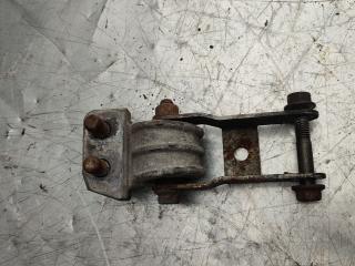 кронштейн КПП Volvo S60 1 поколение (2000 - 2004), 2.4 л., бензин, АКПП, 9445335