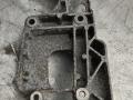 кронштейн генератора Volkswagen Caddy 3 поколение (2004 - 2010), 1.6 л., бензин, МКПП, 06F903143B - фото №4