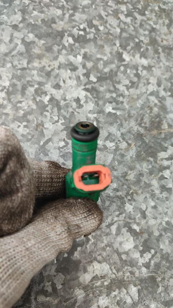 форсунка Hyundai Sonata NF (2005 - 2008), 2.4 л., бензин, 3531025200 - фото №1