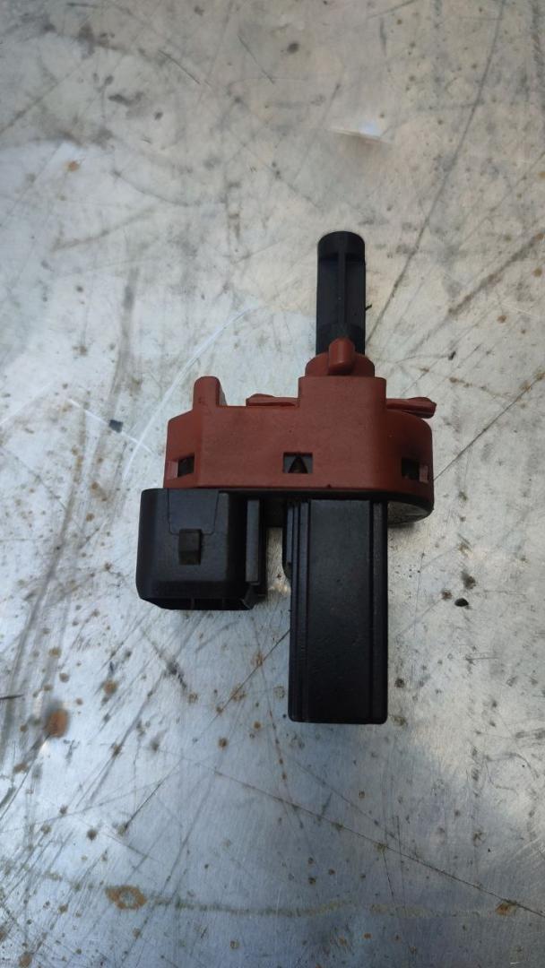 датчик педали сцепления Ford Fiesta 5 поколение (2001 - 2007), МКПП, 2S6T7C534AA - фото №1