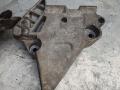 кронштейн двигателя Volkswagen Caddy 3 поколение (2004 - 2010), 2.0 л., дизель, 03G199207A - фото №2