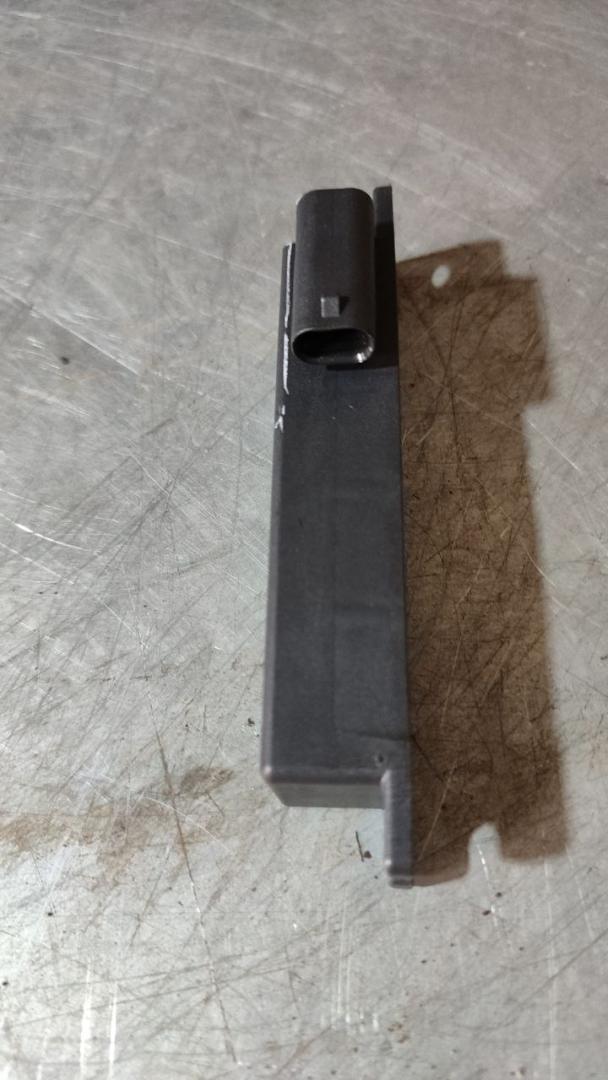 антенна Land Rover Range Rover Sport 2 поколение (2013 - 2017), JPLA15K603AB, 5C8111F00 - фото №1