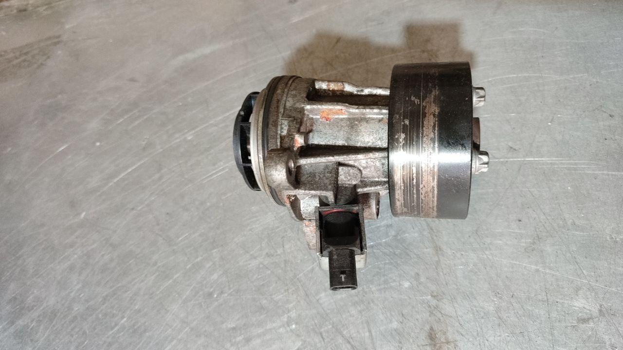 помпа Land Rover Discovery 5 поколение (2016 - 2026), 3.0 л., дизель, 010025803RT - фото №1