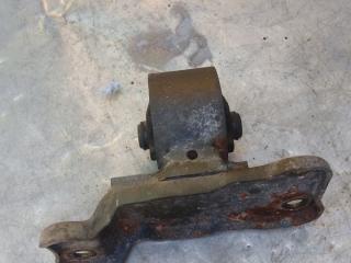 подушка крепления КПП Mitsubishi Lancer 9 поколение (2003 - 2010), 1.6 л., бензин, МКПП