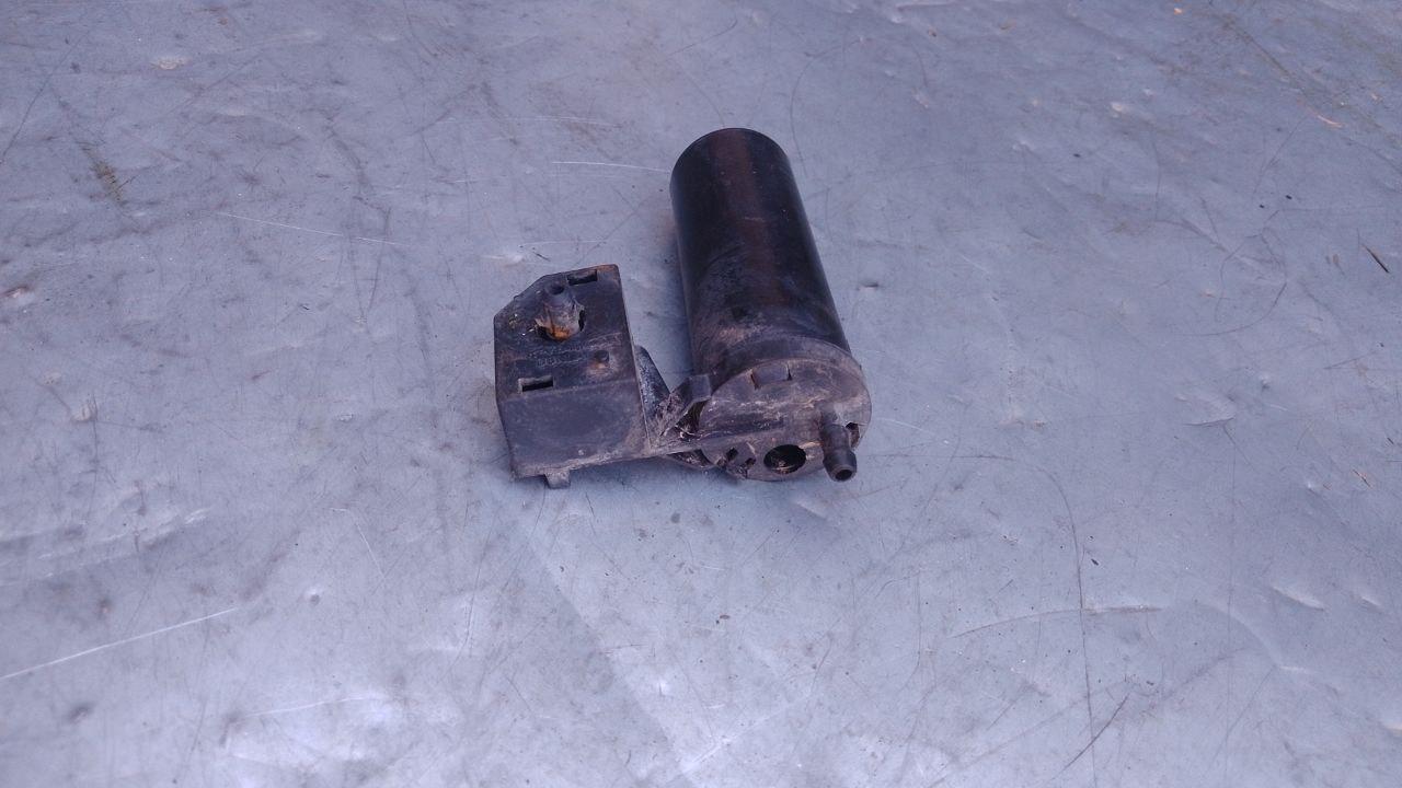 клапан вентиляции картера Ford Tourneo Connect 1 поколение (2002 - 2009), 1.8 л., бензин - фото №1