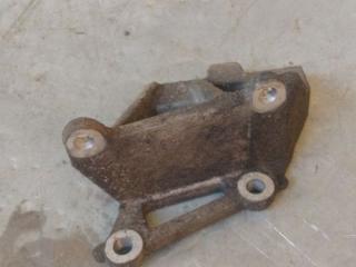 кронштейн двигателя Chrysler Sebring 2 поколение (2000 - 2003), 2.0 л., бензин, 4573777