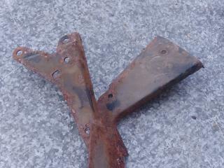 кронштейн бачка расширительного Renault Master 2 поколение (1998 - 2003), 2.5 л., дизель