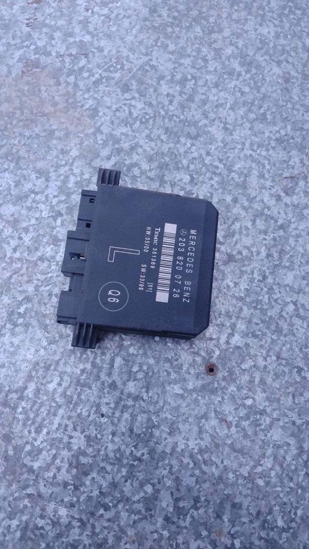 блок комфорта Mercedes-Benz C-Класс W203/S203/CL203 (2000 - 2004), 2038200726 - фото №1