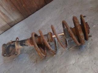 стойка передняя правая Mitsubishi Lancer 9 поколение (2003 - 2010), 2.0 л., бензин