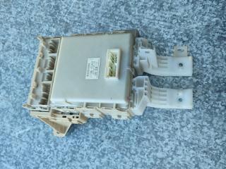 блок предохранителей Toyota Yaris XP9 (2005 - 2009), бензин, МКПП, 827300D290, 09939B17