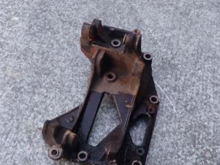 кронштейн генератора Peugeot 307 1 поколение (2001 - 2005), 2.0 л., бензин