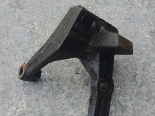 кронштейн двигателя Peugeot 307 1 поколение (2001 - 2005), 2.0 л., бензин, МКПП, 500372740