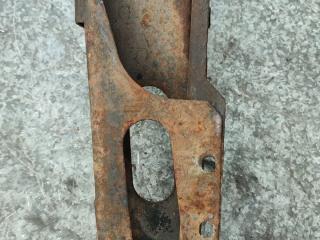 крепление рычага левое Renault Master 2 поколение [рестайлинг] 2007, 8200395102B, 8200395102