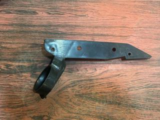 крепление ( кронштейн ) крыла BMW 3 серия E91 [рестайлинг] 2009, 2.0 л., N46 B20 BD, бензин, АКПП, 475 black saphire metallic, универсал, задний привод, правый руль, 51647136827, 51117058447