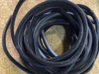 уплотнитель двери BMW 3 серия E91 [рестайлинг] 2009, 2.0 л., N46 B20 BD, бензин, АКПП, 354 titan-silber, универсал, задний привод, правый руль, 51727247258, 51727247262