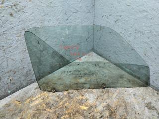 форточка передняя правая Toyota Hiace H100 KZH106W (1989 - 2004), 3.0 л., 1KZ-T, дизель, АКПП, микроавтобус, правый руль