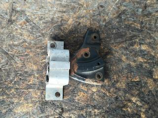 подушка крепления двигателя Renault Logan 1 поколение [рестайлинг] (2009 - 2012), 1.4 л., K7J 710, бензин, МКПП, черный, седан