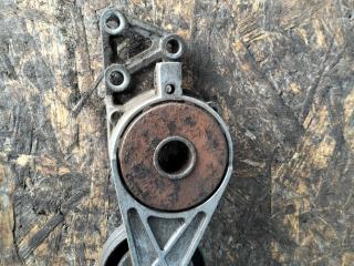 кронштейн генератора Volkswagen Bora 1 поколение 1J2 2002, 2.0 л., APK, бензин, МКПП, седан