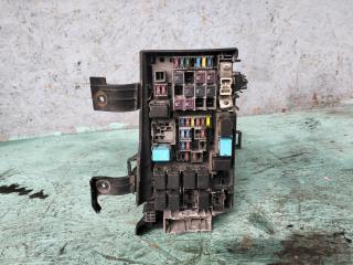 блок предохранителей Mazda 6 1 поколение [рестайлинг] (2005 - 2008), 2.0 л., бензин, МКПП, лифтбэк, правый руль