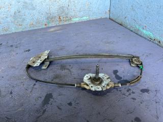 стеклоподъемник передний правый Mitsubishi Carisma 1 поколение 1997, 1.6 л., бензин, 5МКПП, хетчбэк 5 дв.