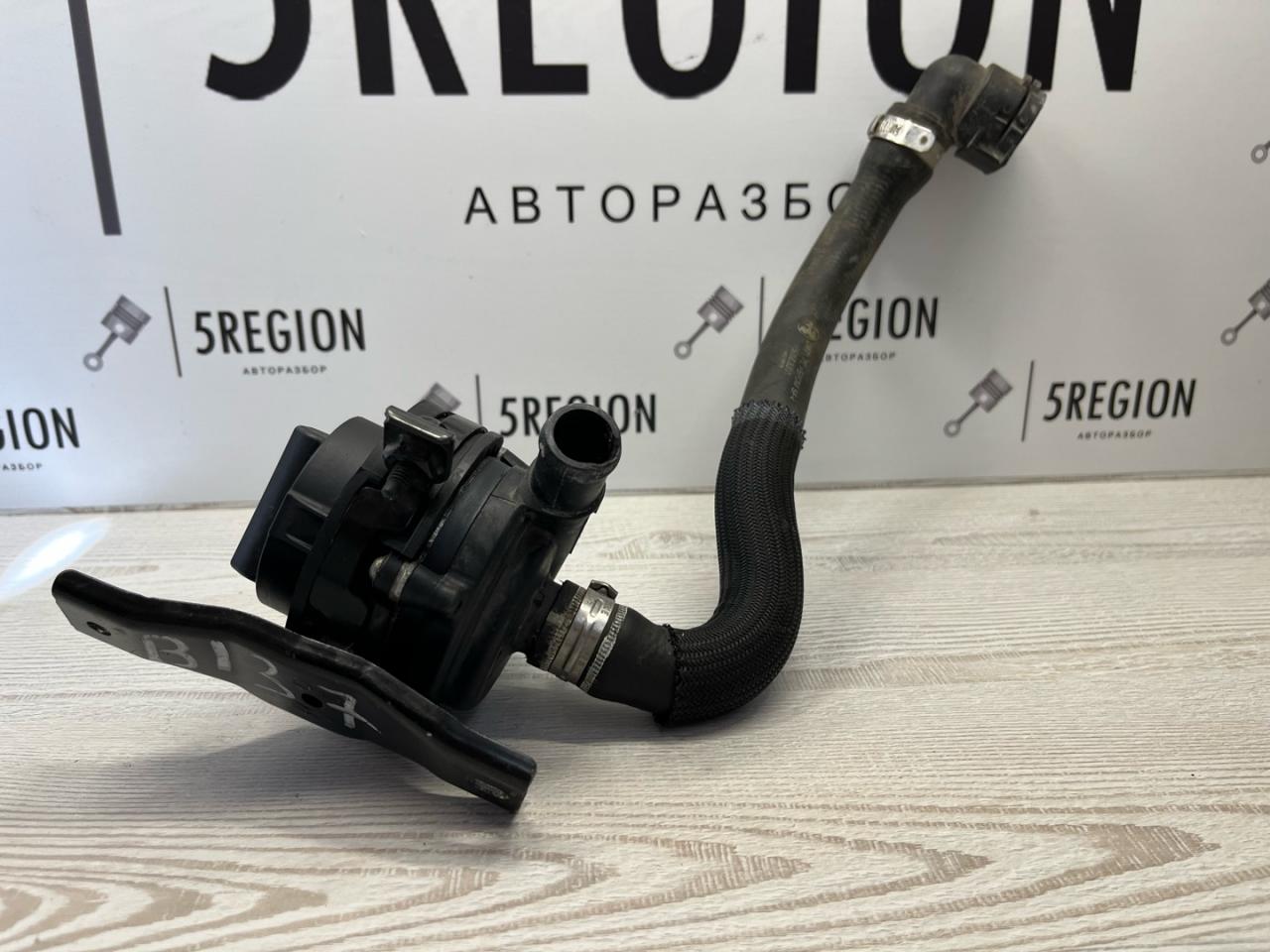 насос антифриза дополнительный Alfa Romeo Giulia 2 поколение 952 2018, 2.0 л., бензин, АКПП, седан, полный привод, 50552860 - фото №1