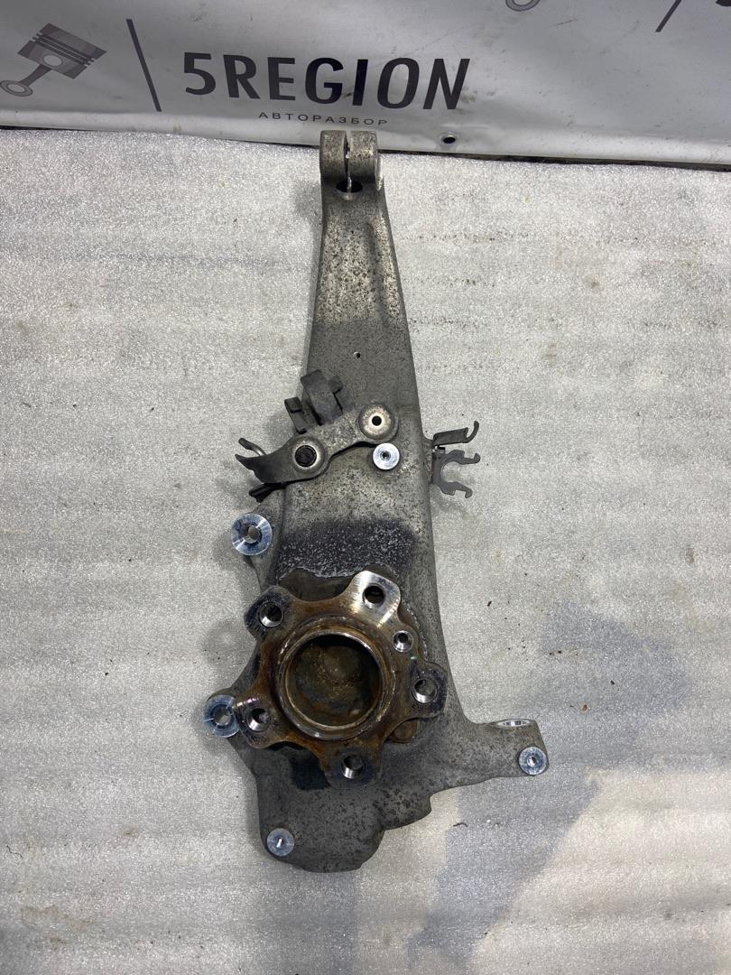 кулак поворотный правый BMW 5 серия G30/G31 2019, 2.0 л., бензин, АКПП, седан, задний привод, правый руль, 6871191 - фото №1