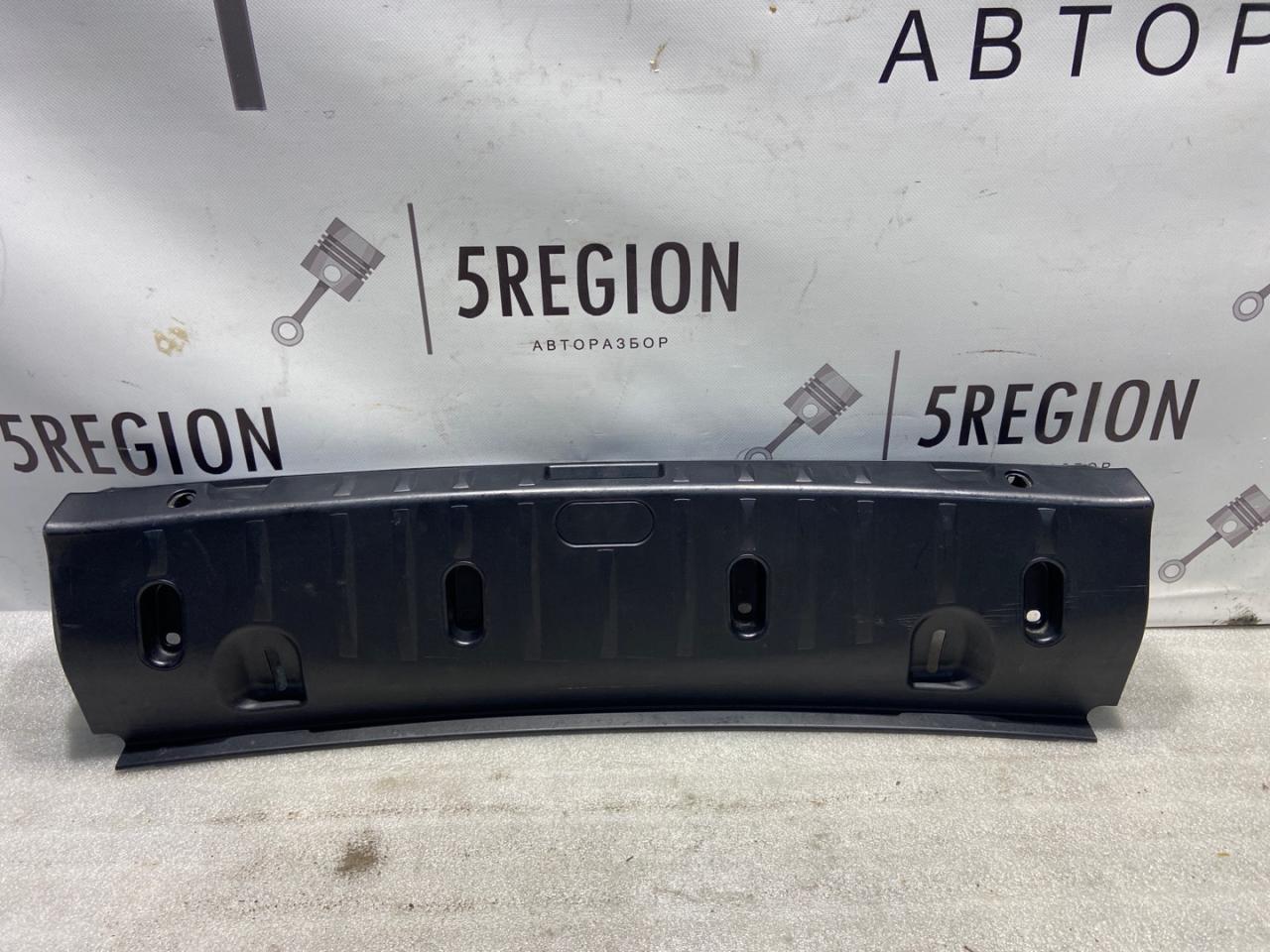 обшивка багажника BMW M3 E92/E93 2009, 4.0 л., бензин, купе, задний привод, 51477122400, 7132 - фото №1