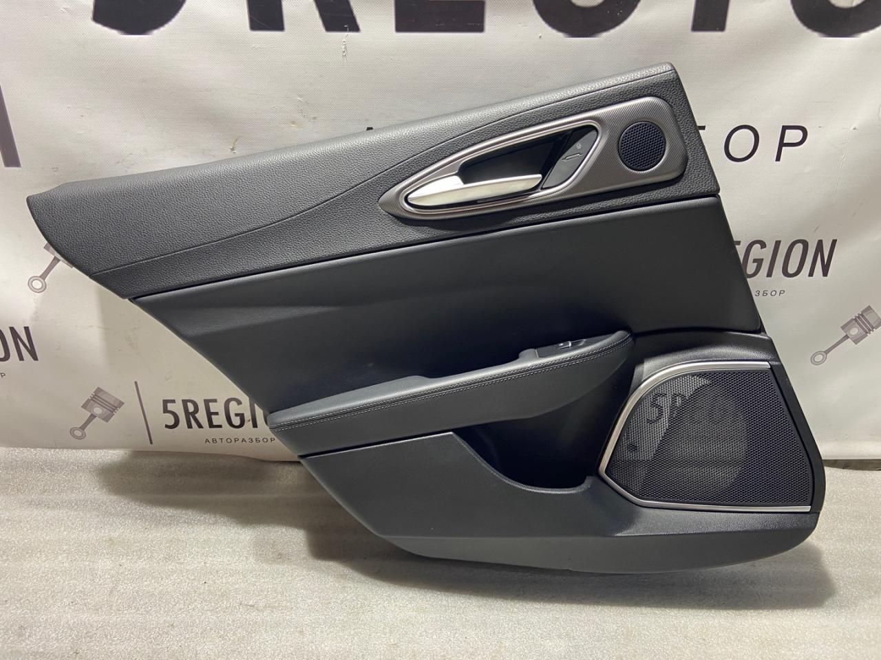 обшивка двери задняя левая Alfa Romeo Giulia 2 поколение 952 2018, 2.0 л., бензин, АКПП, седан, задний привод - фото №1