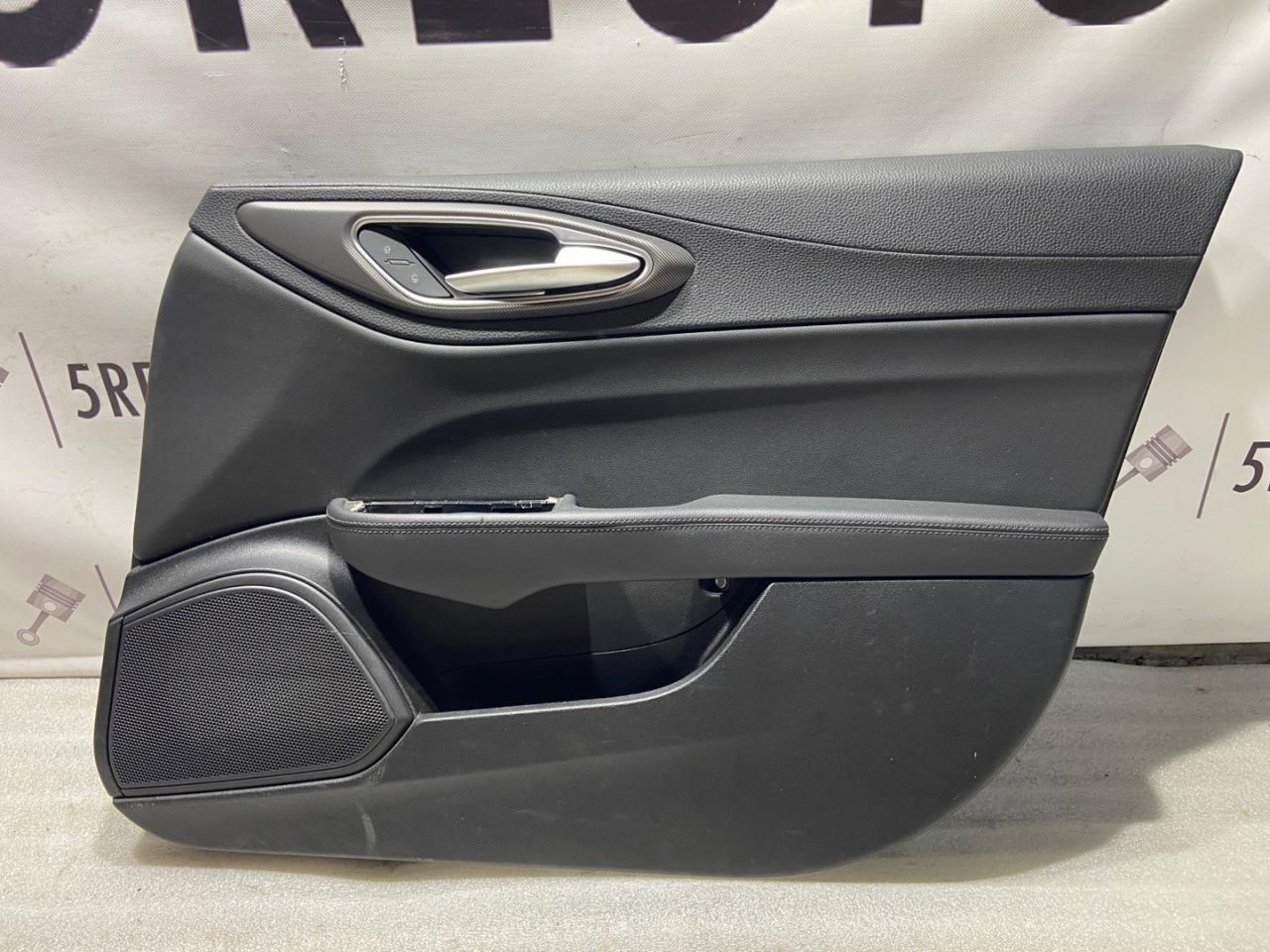 обшивка двери передняя правая Alfa Romeo Giulia 2 поколение 952 2018, 2.0 л., бензин, АКПП, седан, задний привод - фото №1