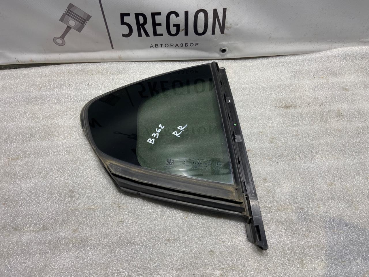 стекло двери задней правой Alfa Romeo Giulia 2 поколение 952 2017, 2.0 л., бензин, АКПП, седан, полный привод - фото №1