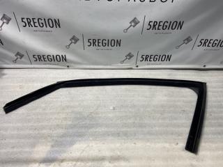 уплотнитель двери Alfa Romeo Stelvio 1 поколение 949 2018, 2.0 л., бензин, АКПП, внедорожник 5 дв., полный привод