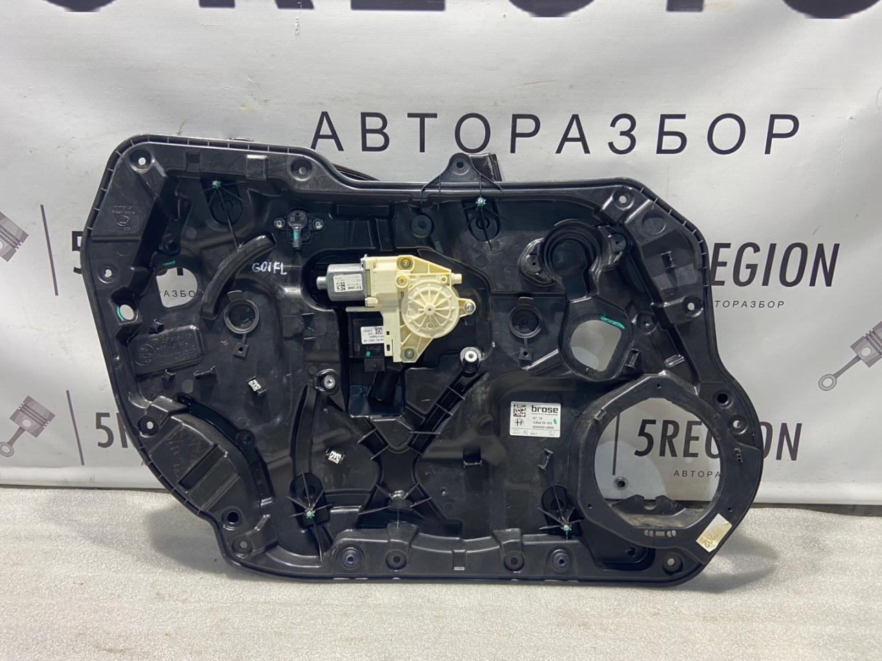 стеклоподъемник передний левый Alfa Romeo Giulia 2 поколение 952 2018, 2.0 л., бензин, АКПП, задний привод - фото №1